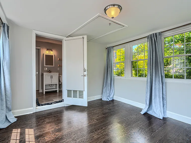 214 Warren Ave — Photo 21