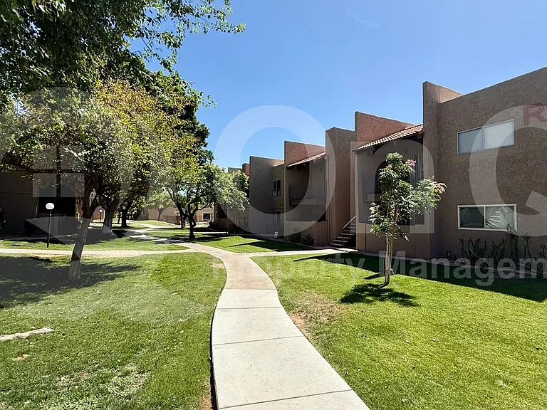 5525 E Thomas Rd #R7 — Photo 13