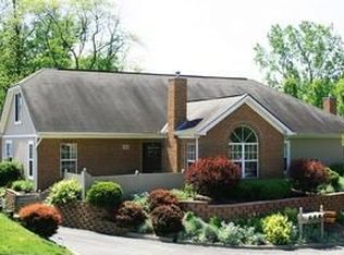 8800 Johnson Rd APT 103, The Plains, OH 45780