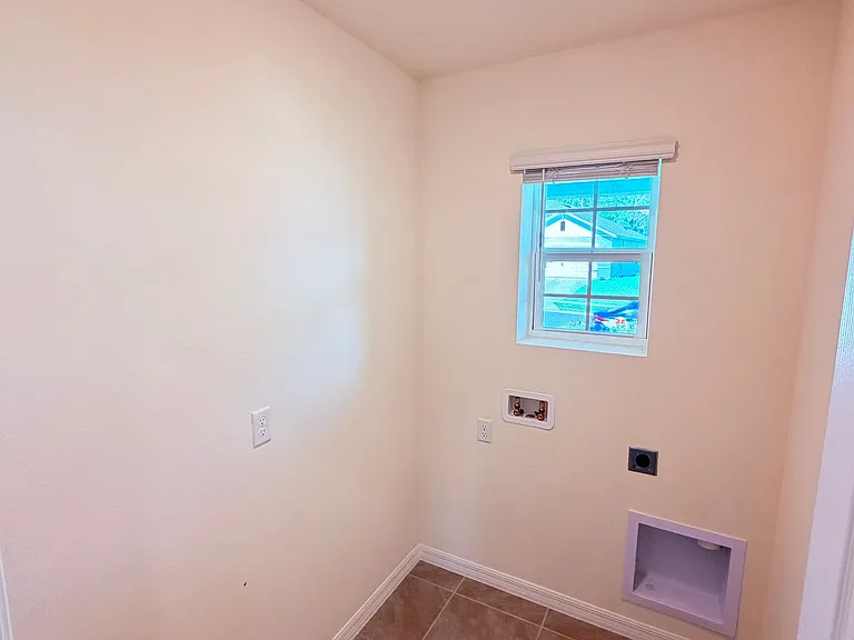 3468 Islewood Ct — Photo 26