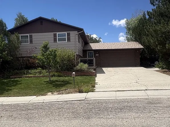 3861 Cynthia Dr, Casper, WY 82609