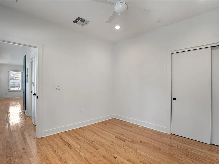4004 Avenue C #A — Photo 3