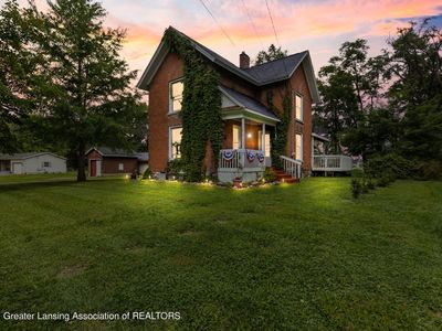 1010 W Main St, Grand Ledge, MI, 48837