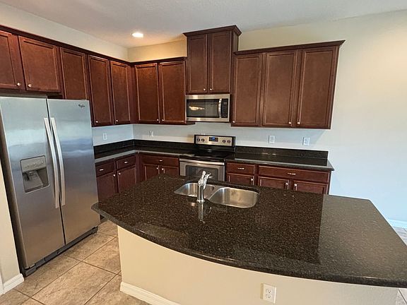 3rd image of 149 Mitchell Creek Way