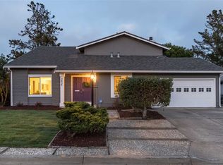 3637 Skyline Dr, Hayward, CA 94542