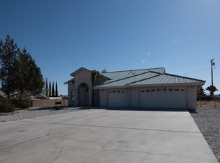13821 Okesa Rd, Apple Valley, CA 92307