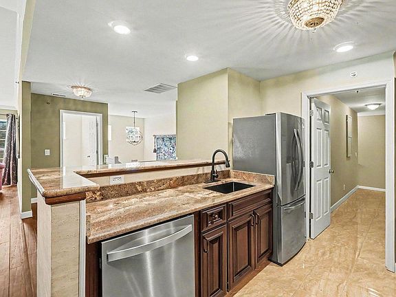 4th image of 4342 Deeside Dr #44