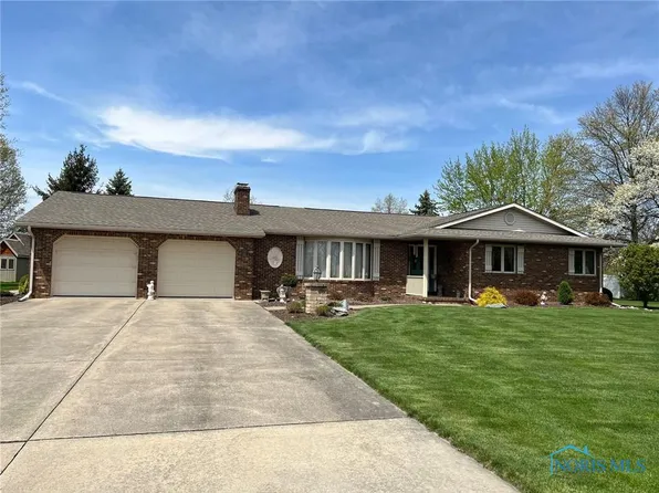 1260 W Riverview Ave, Napoleon, OH 43545