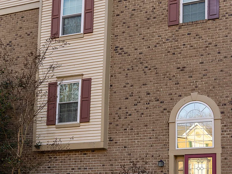 16015 Elegant Ct — Photo 2