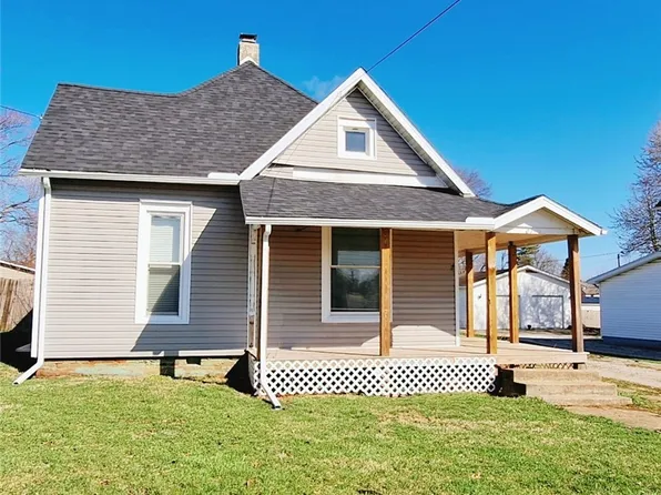 407 W West St, Georgetown, IL 61846