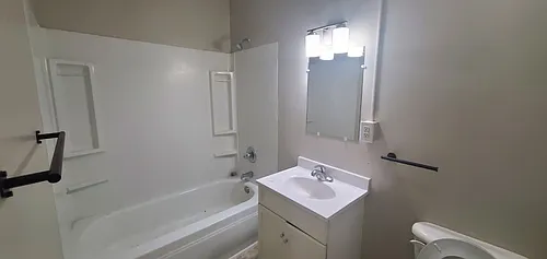 527 Tedesco St #2 Photo 1