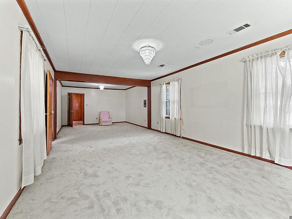 4th image of 8216 Prescott Rd