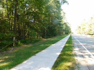 E Lincoln St, East tawas, MI 48730