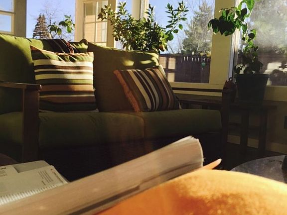 Sunroom, bonus room. All season