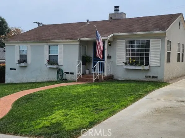 3943 Bernice Dr, San Diego, CA 92107