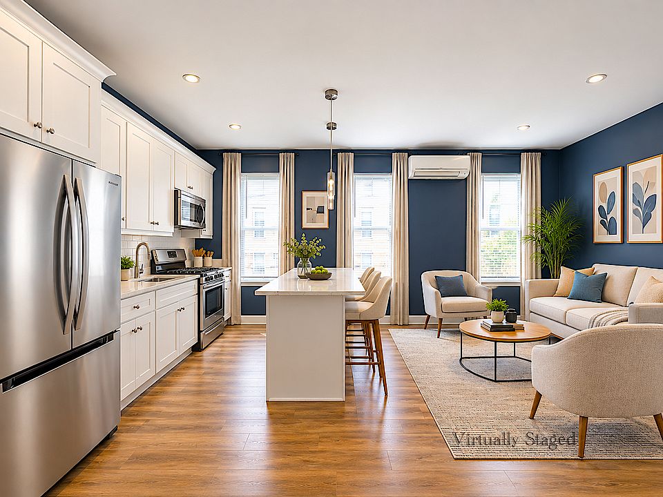 1st image of 61-23 Fresh Pond Rd #2R