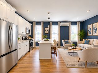 61-23 Fresh Pond Rd #2R, Middle Village, NY 11379