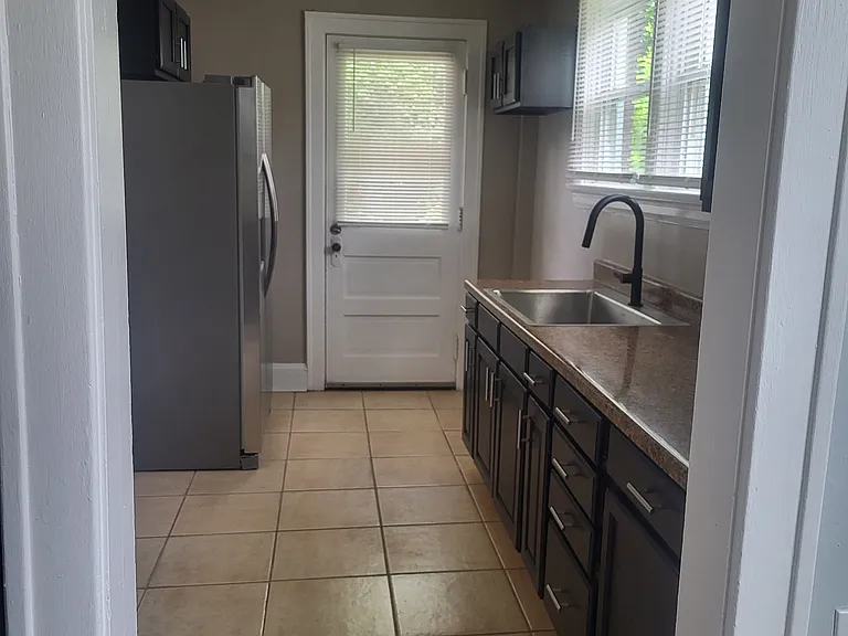1418 Yarmouth Ave #1 — Photo 9