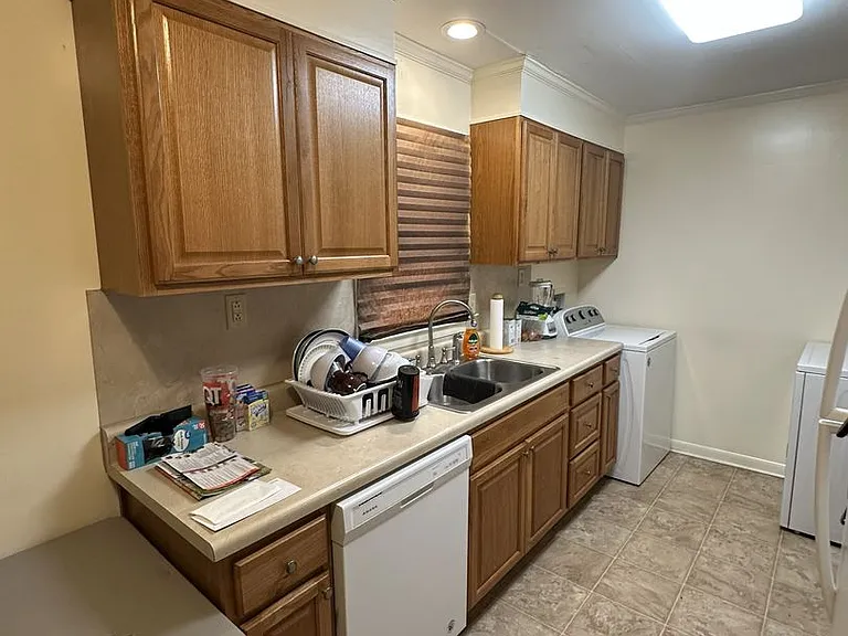 105 Cedar Dr — Photo 7