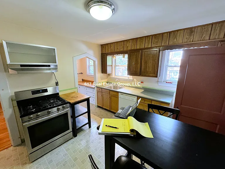 33 Greycliff Rd — Photo 7