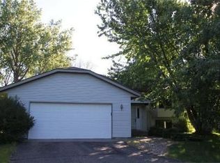 432 9th Ave N, Sauk Rapids, MN 56379