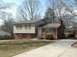 216 Natalie Ln, King, NC 27021