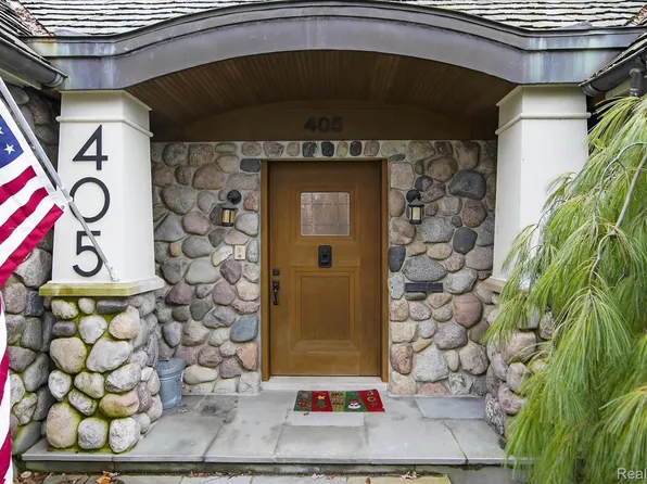 405 Bonnie Brier Ave, Birmingham, MI 48009