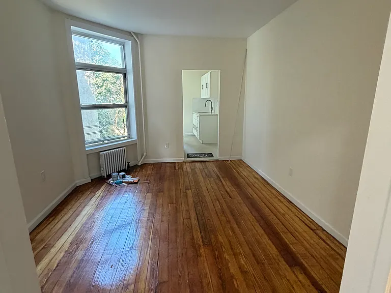 564 Morgan Ave #3L — Photo 6
