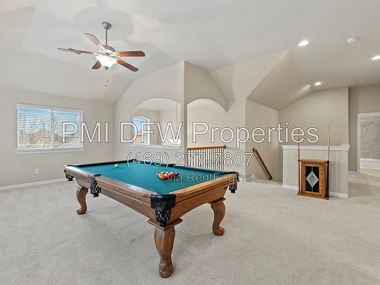 1624 Medina Ln — Photo 21