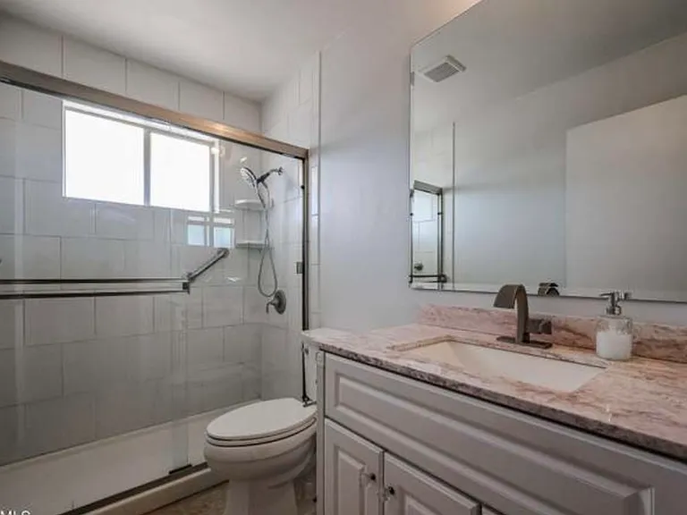 10345 W Andover Ave — Photo 14