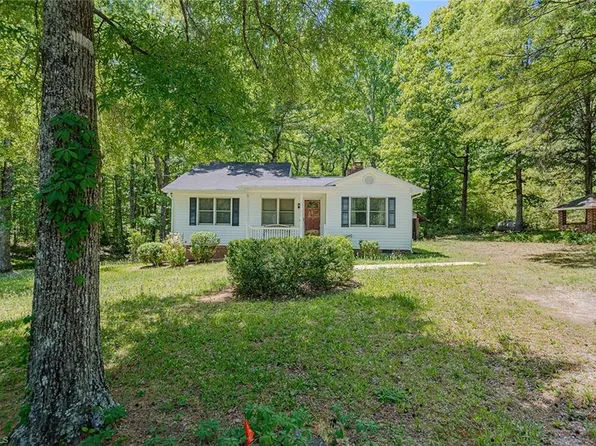 736 Boone Rd, Burlington, NC 27217