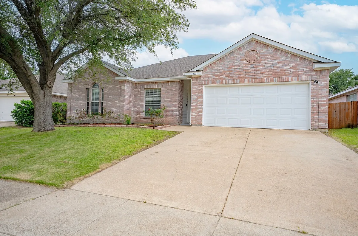 Building Photo - 1003 Morningside Dr