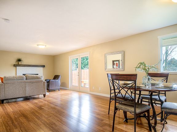 3rd image of 12625 NE 111th Pl