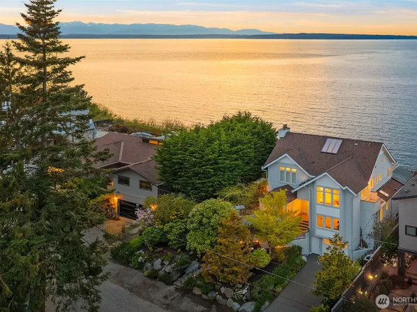 2628 NW Esplanade, Seattle, WA 98117