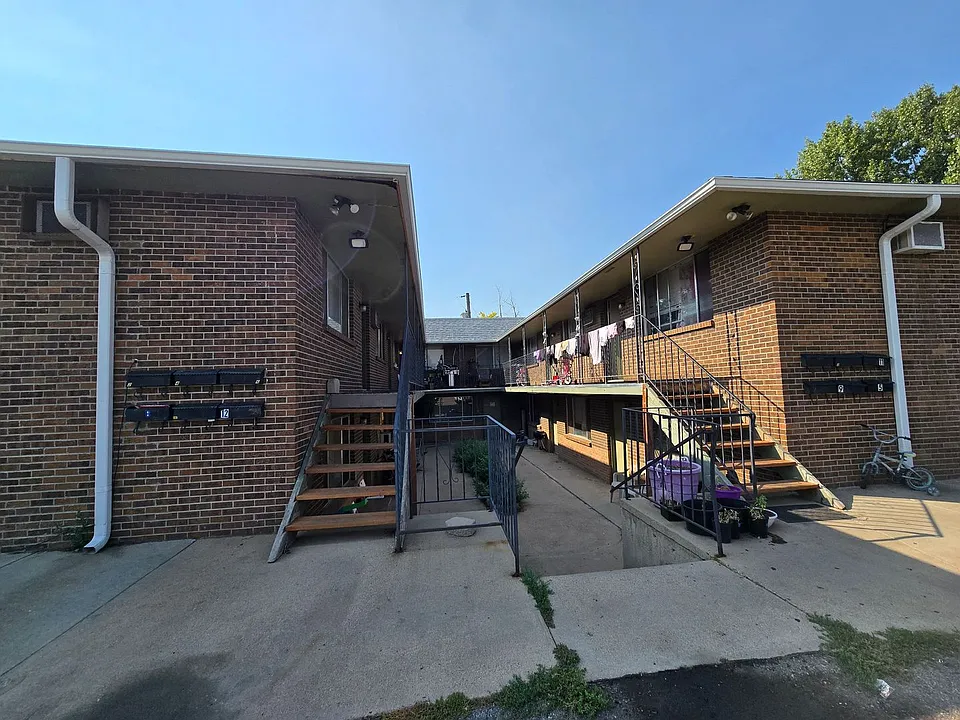 1430 Emery