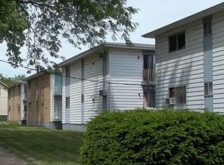 816 15th Ave SW #2, Cedar Rapids, IA 52404