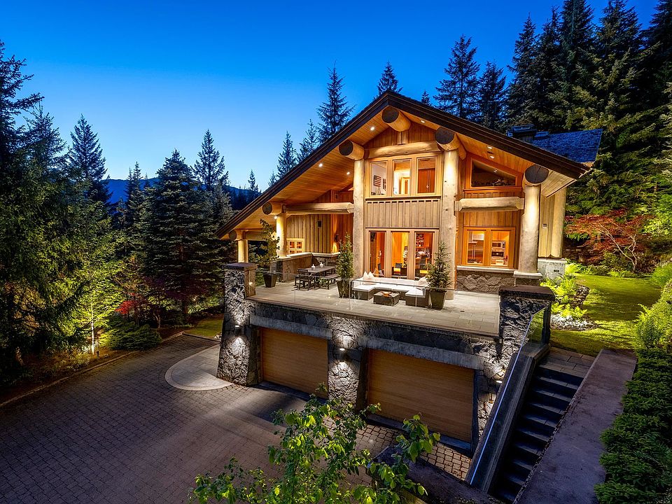 1st image of 4673 Blackcomb Way