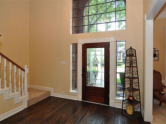 2nd image of 5919 Heather Blossom Ln