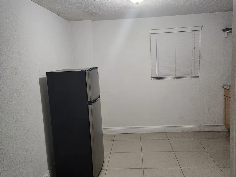 8518 Woodlake Dr #2 — Photo 16