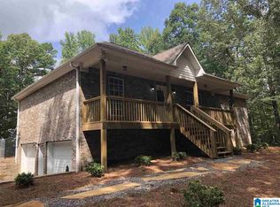 100 Ridge Crest Ln, Trussville, AL 35173