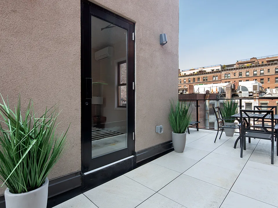 103 W 72nd St #Penthouse A