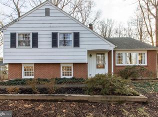 800 Queen Dr, West Chester, PA 19380