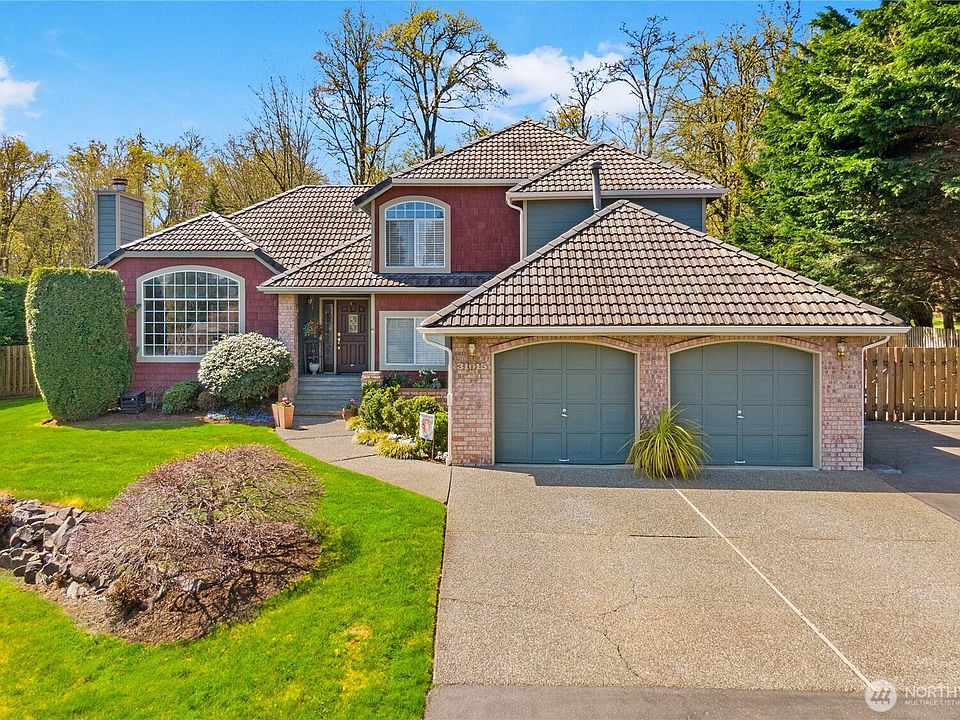 1st image of 31015 W Lake Morton Drive SE
