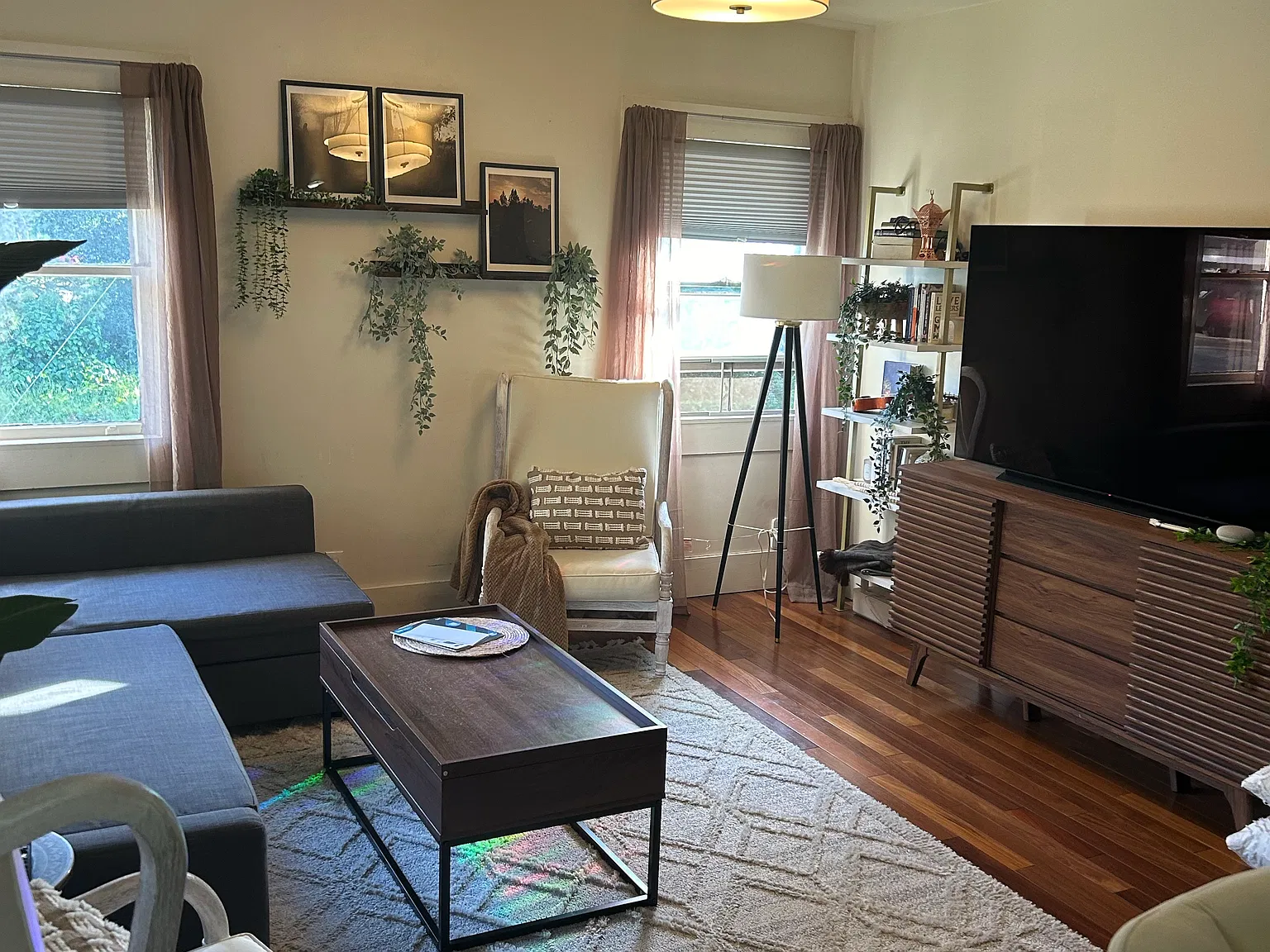 2 bed, 1.5 bath, 900 sqft, $2,899 — Photo 3