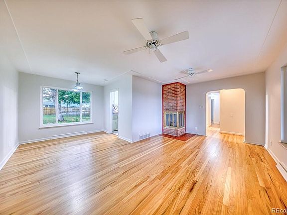 5th image of 4701 Indiana Street