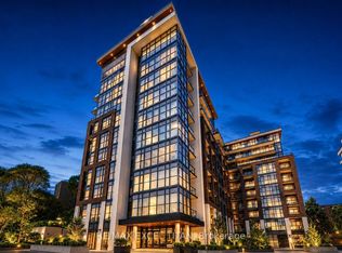 25 Neighbourhood Ln #1012, Toronto, ON M8Y 0C4