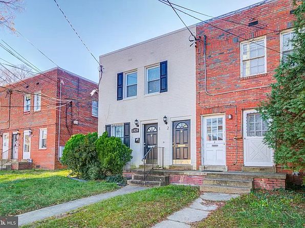 2429 Irving St SE #2