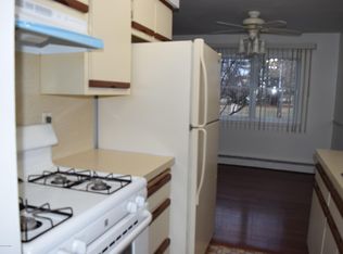 2A Windsor Ter, Freehold, NJ 07728