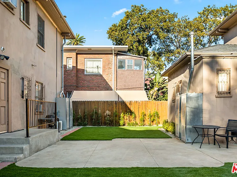 2336 Scarff St #2338 — Photo 3