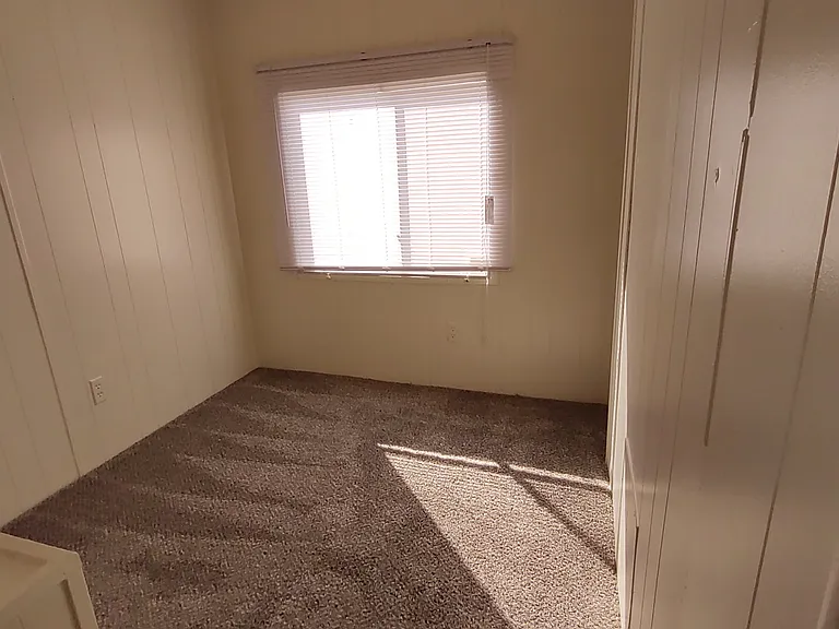 8674 Doris St — Photo 17